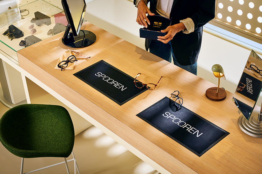 Premium Bar 1